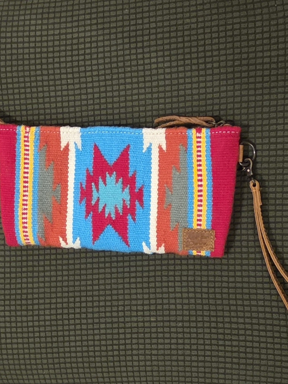 Authentic American Darling Woven Wool Saddle Blanket Wristlet Clutch – Excellent